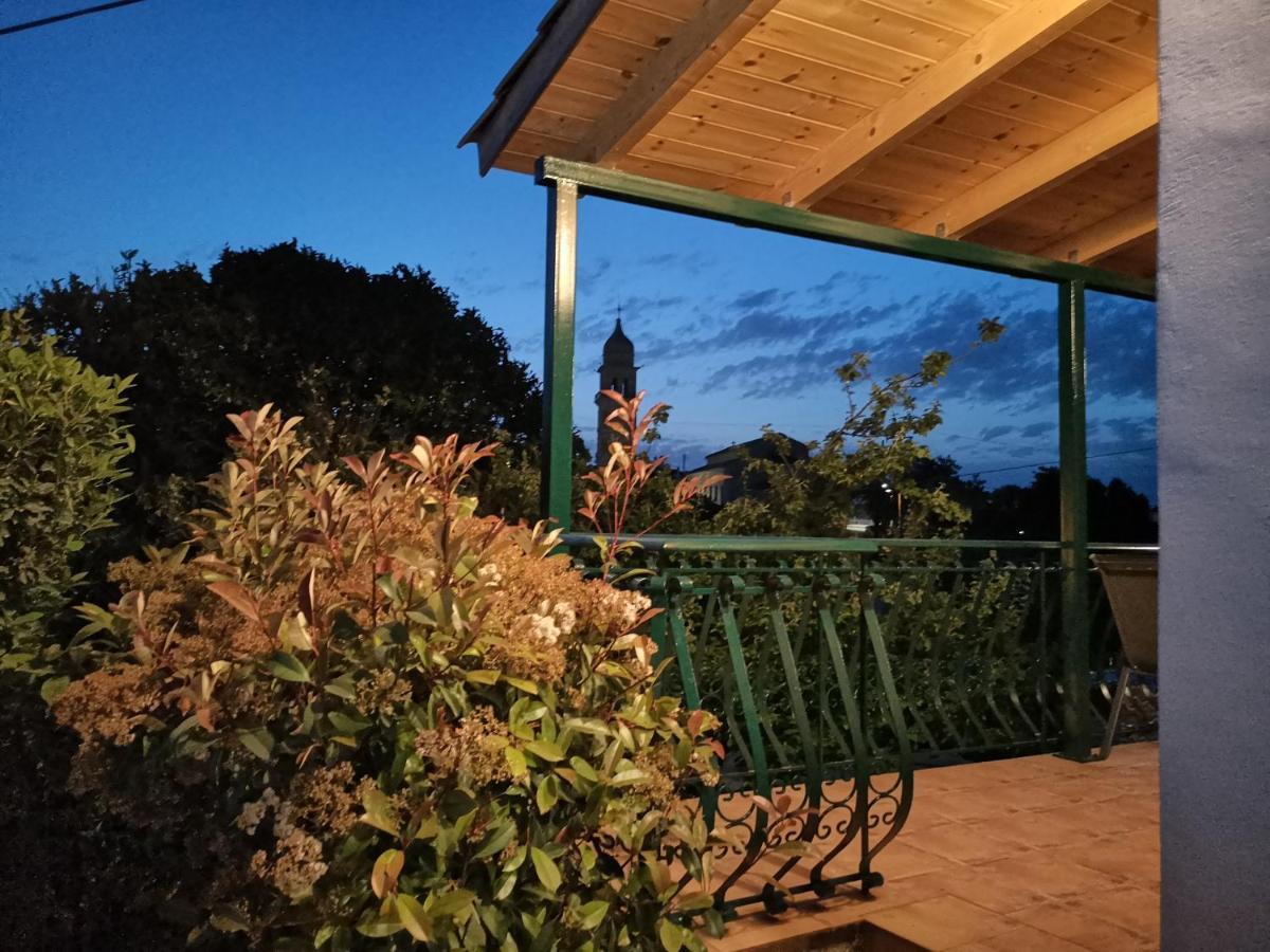 Villa Pigi Méson Yerakaríon Exterior foto