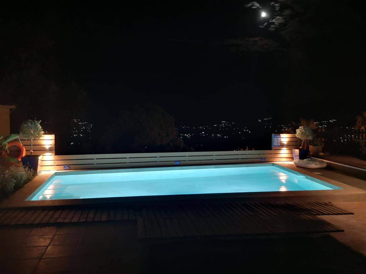 Villa Pigi Méson Yerakaríon Exterior foto